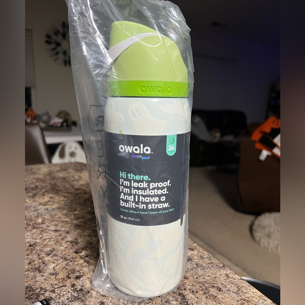 32oz Owala Halloween glow in the dark ghost bottle